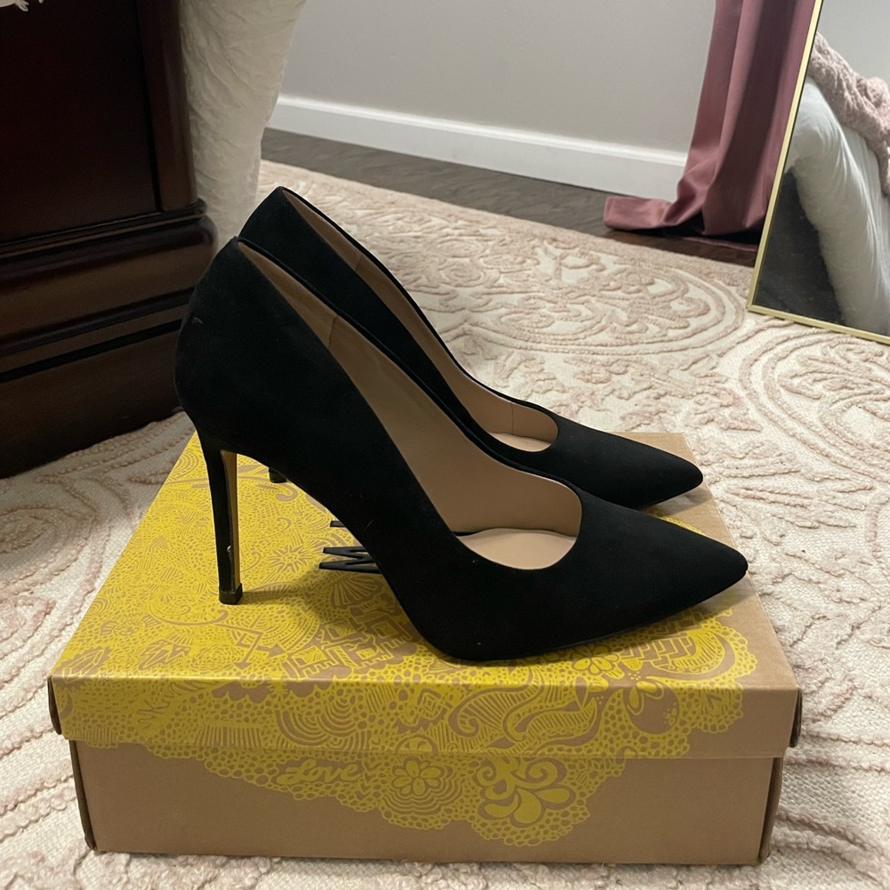 Mix No. 6 Classic Black Heels
